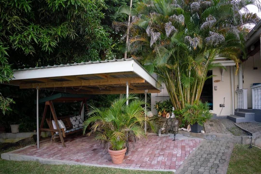 Apartmán The Reef Palm Anse aux Pins Exteriér fotografie