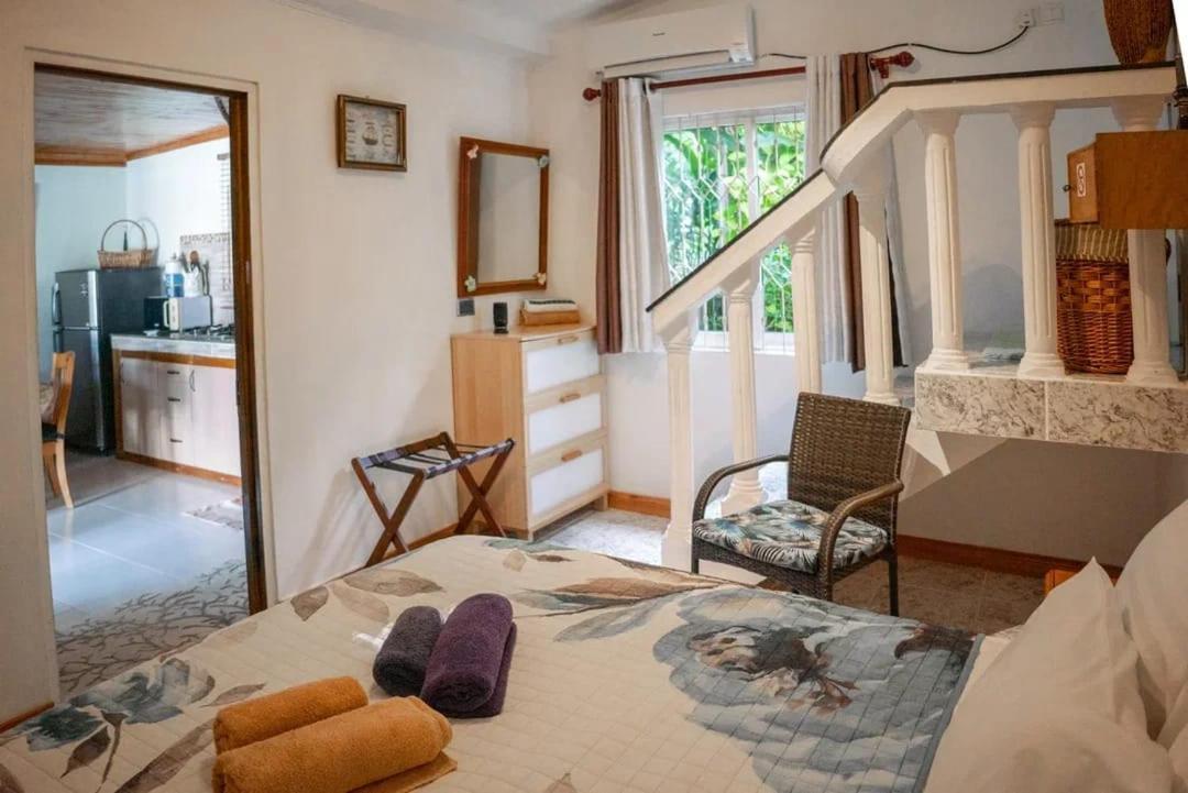 Apartmán The Reef Palm Anse aux Pins Exteriér fotografie